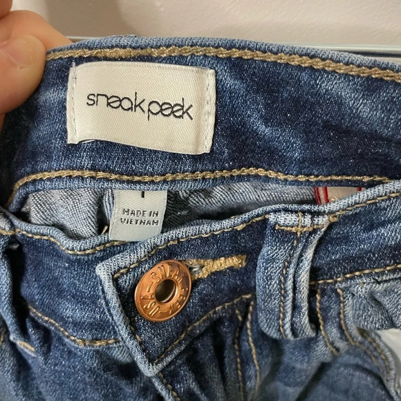 Sneak Peek High Rise Distressed Jeans - Picture 2 of 6